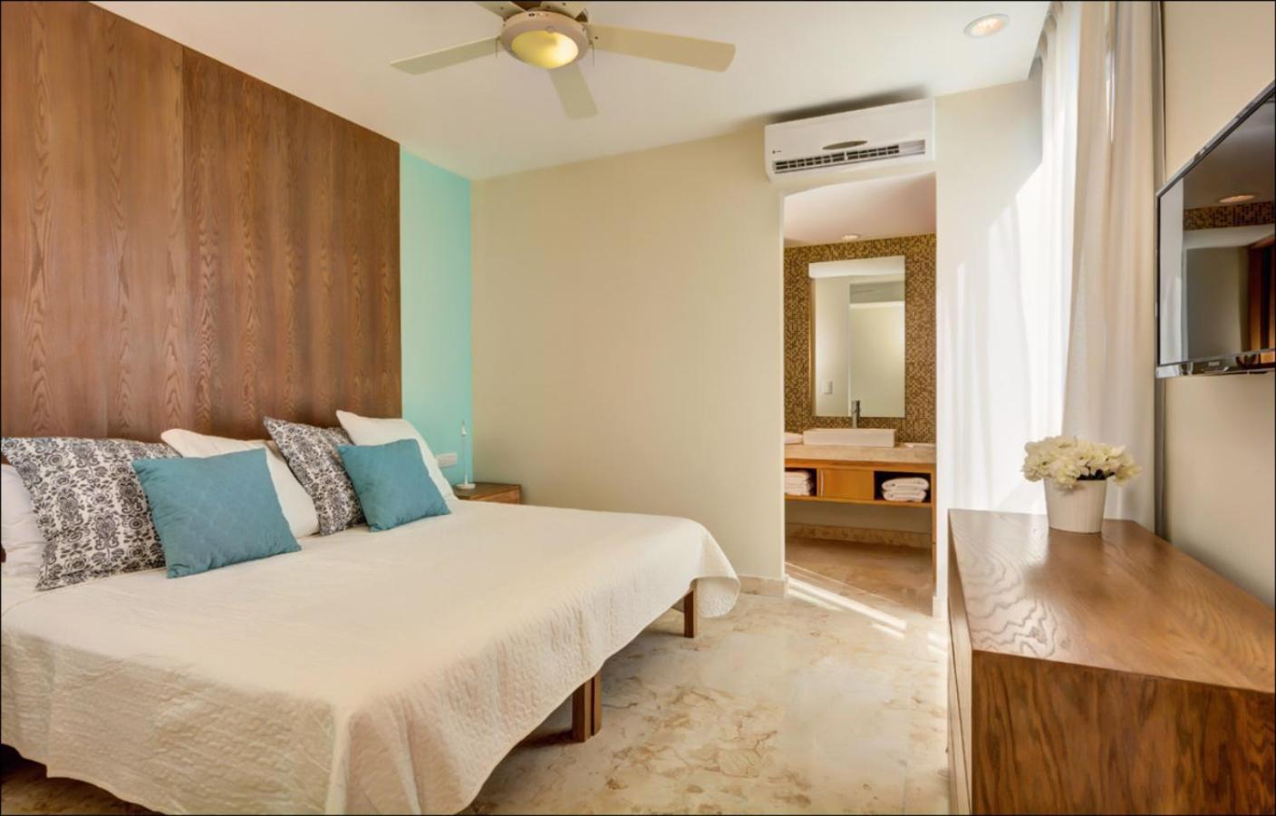 Anah Suites By Las Flores Vacation Rentals Playa del Carmen Oda fotoğraf