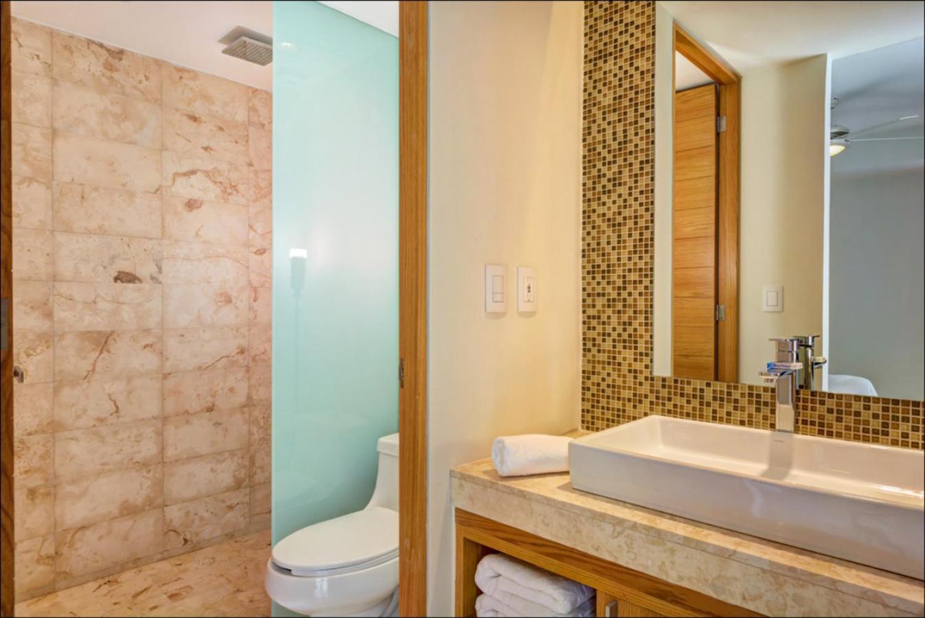 Anah Suites By Las Flores Vacation Rentals Playa del Carmen Oda fotoğraf